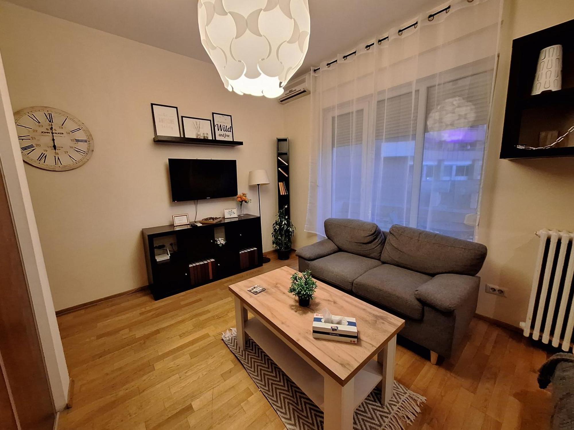 Black&white Apartment *