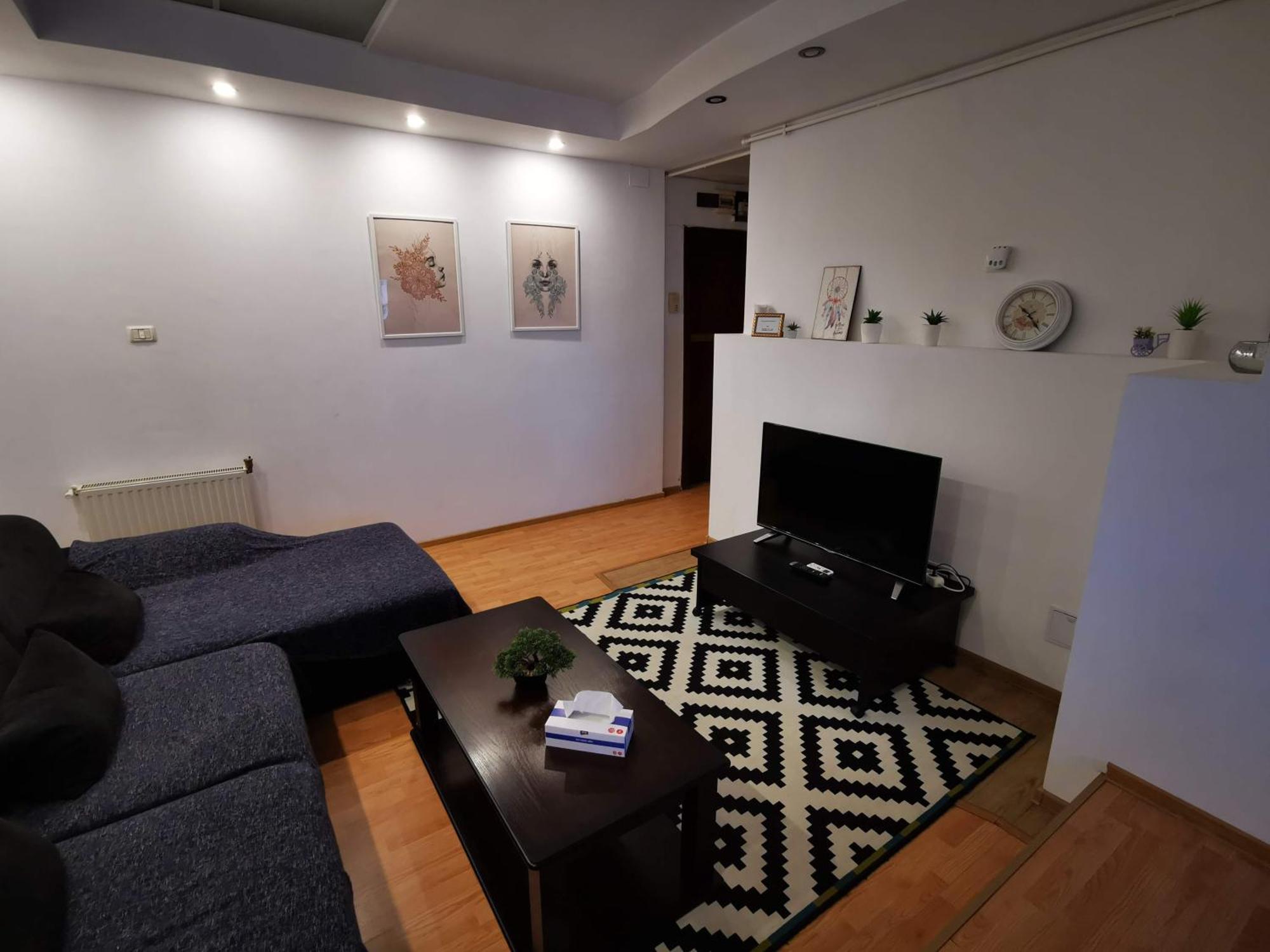 Apartment Black&white